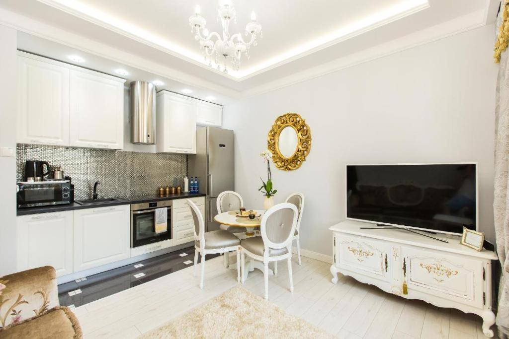 Pk Apartments-Lipowa Street-Center ビャウィストク エクステリア 写真