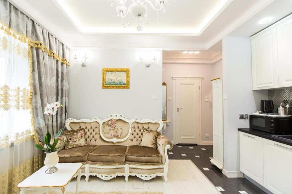 Pk Apartments-Lipowa Street-Center ビャウィストク エクステリア 写真